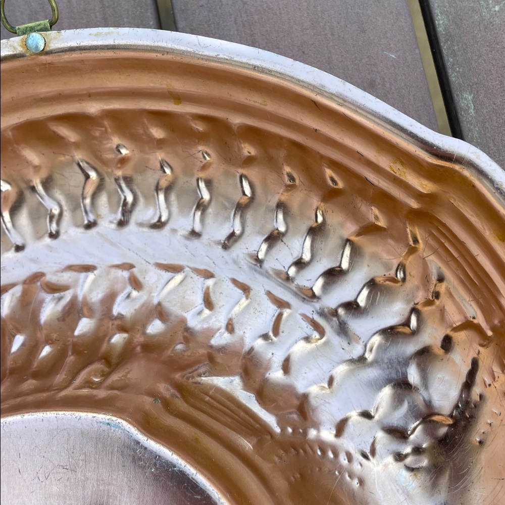 Vintage Fish Copper Color Jello Mold Baking Pan Wall Decor - Picture 11 of 12